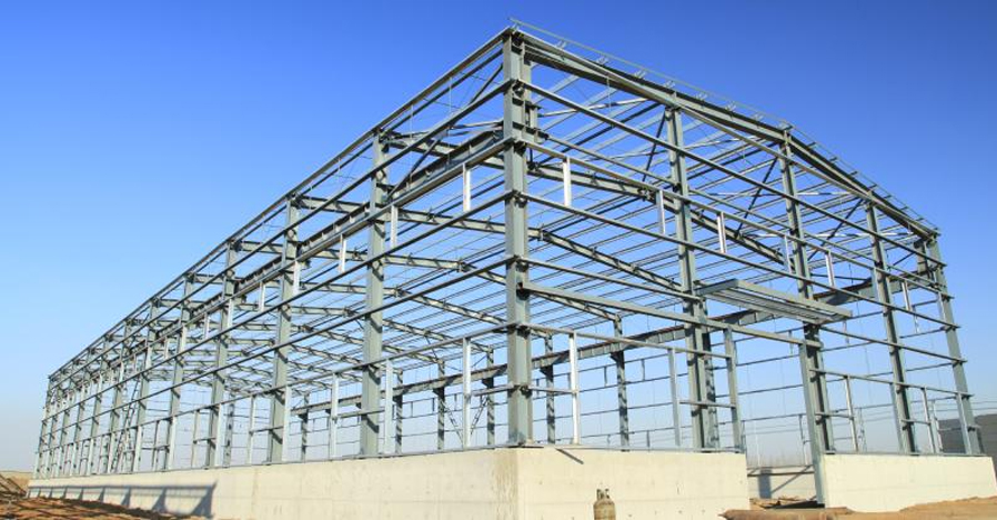 هياكل معدنية في دبي